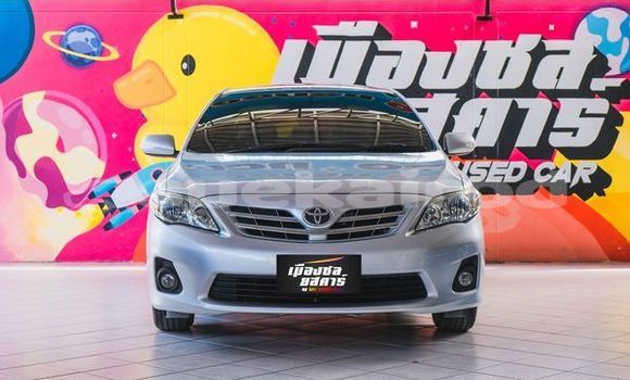 Buy Used Toyota Altis Silver Car in Bangkok in Bangkok Buy Used Toyota Altis Silver Car in Bangkok in Bangkok