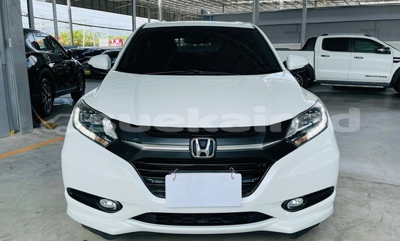 Buy Used Honda HR–V White Car in Bangkok in Bangkok Buy Used Honda HR–V White Car in Bangkok in Bangkok