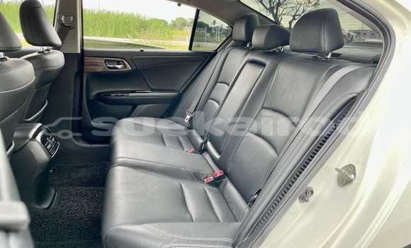 ซื้อ รถมือสอง Honda Accord ขาว รถยนต์ ใน %{เมือง} ใน กรุงเทพมหานคร ซื้อ รถมือสอง Honda Accord ขาว รถยนต์ ใน %{เมือง} ใน กรุงเทพมหานคร