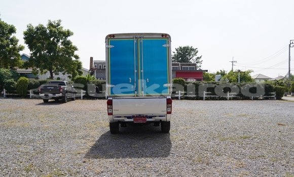 Buy Used Isuzu D-Max Silver Car in Bangkok in Bangkok Buy Used Isuzu D-Max Silver Car in Bangkok in Bangkok