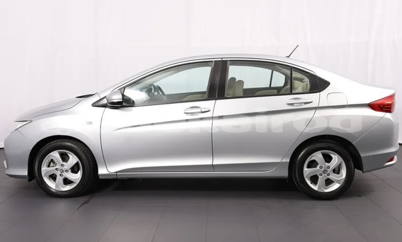 ซื้อ รถมือสอง Honda City เงิน รถยนต์ ใน %{เมือง} ใน กรุงเทพมหานคร ซื้อ รถมือสอง Honda City เงิน รถยนต์ ใน %{เมือง} ใน กรุงเทพมหานคร