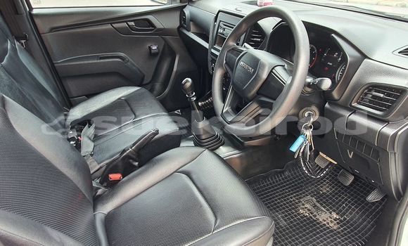 ซื้อ รถมือสอง Isuzu D-Max ขาว รถยนต์ ใน %{เมือง} ใน กรุงเทพมหานคร ซื้อ รถมือสอง Isuzu D-Max ขาว รถยนต์ ใน %{เมือง} ใน กรุงเทพมหานคร