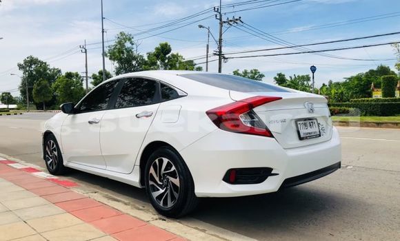 ซื้อ รถมือสอง Honda Civic ขาว รถยนต์ ใน %{เมือง} ใน กรุงเทพมหานคร ซื้อ รถมือสอง Honda Civic ขาว รถยนต์ ใน %{เมือง} ใน กรุงเทพมหานคร