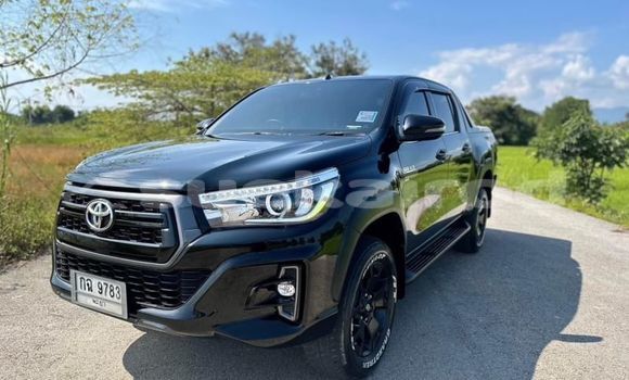 Buy Used Toyota Hiluxe Revo Black Car in Bangkok in Bangkok