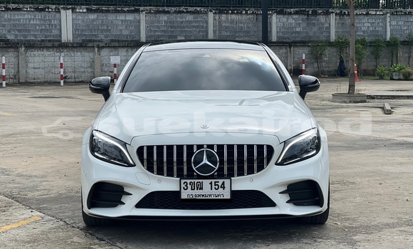 Buy Used Mercedes‒Benz C–Class White Car in Bangkok in Bangkok Buy Used Mercedes‒Benz C–Class White Car in Bangkok in Bangkok