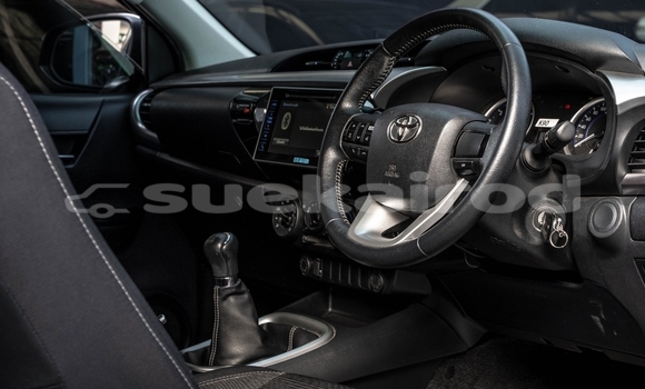 ซื้อ รถมือสอง Toyota Hiluxe Revo สีดำ รถยนต์ ใน %{เมือง} ใน กรุงเทพมหานคร ซื้อ รถมือสอง Toyota Hiluxe Revo สีดำ รถยนต์ ใน %{เมือง} ใน กรุงเทพมหานคร