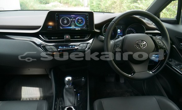 ซื้อ รถมือสอง Toyota C-HR สีดำ รถยนต์ ใน %{เมือง} ใน กรุงเทพมหานคร ซื้อ รถมือสอง Toyota C-HR สีดำ รถยนต์ ใน %{เมือง} ใน กรุงเทพมหานคร