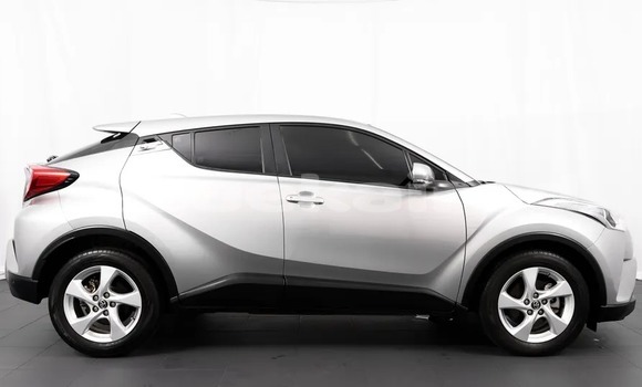 ซื้อ รถมือสอง Toyota C-HR เงิน รถยนต์ ใน %{เมือง} ใน กรุงเทพมหานคร ซื้อ รถมือสอง Toyota C-HR เงิน รถยนต์ ใน %{เมือง} ใน กรุงเทพมหานคร