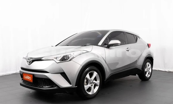 ซื้อ รถมือสอง Toyota C-HR เงิน รถยนต์ ใน %{เมือง} ใน กรุงเทพมหานคร ซื้อ รถมือสอง Toyota C-HR เงิน รถยนต์ ใน %{เมือง} ใน กรุงเทพมหานคร