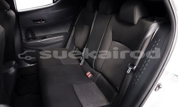 ซื้อ รถมือสอง Toyota C-HR เงิน รถยนต์ ใน %{เมือง} ใน กรุงเทพมหานคร ซื้อ รถมือสอง Toyota C-HR เงิน รถยนต์ ใน %{เมือง} ใน กรุงเทพมหานคร