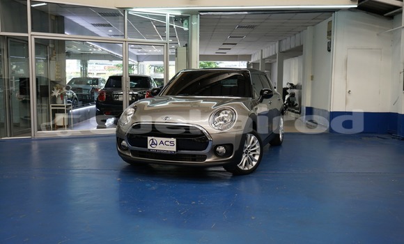 ซื้อ รถมือสอง MINI Clubman อื่น ๆ รถยนต์ ใน %{เมือง} ใน กรุงเทพมหานคร