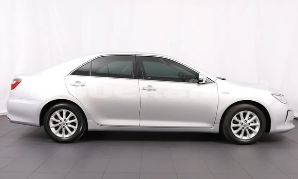 Buy Used Toyota Camry Silver Car in Bangkok in Bangkok Buy Used Toyota Camry Silver Car in Bangkok in Bangkok