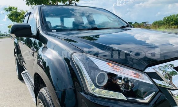 Buy Used Isuzu D-Max Black Car in Bangkok in Bangkok Buy Used Isuzu D-Max Black Car in Bangkok in Bangkok