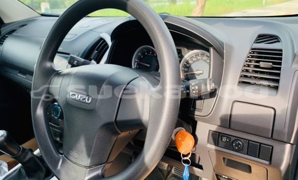 Buy Used Isuzu D-Max Black Car in Bangkok in Bangkok Buy Used Isuzu D-Max Black Car in Bangkok in Bangkok