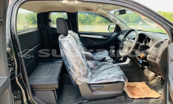 Buy Used Isuzu D-Max Black Car in Bangkok in Bangkok Buy Used Isuzu D-Max Black Car in Bangkok in Bangkok