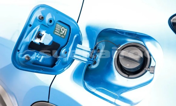 Buy Used Toyota C-HR Blue Car in Bangkok in Bangkok Buy Used Toyota C-HR Blue Car in Bangkok in Bangkok