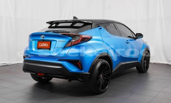 Buy Used Toyota C-HR Blue Car in Bangkok in Bangkok Buy Used Toyota C-HR Blue Car in Bangkok in Bangkok