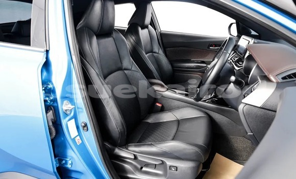 Buy Used Toyota C-HR Blue Car in Bangkok in Bangkok Buy Used Toyota C-HR Blue Car in Bangkok in Bangkok