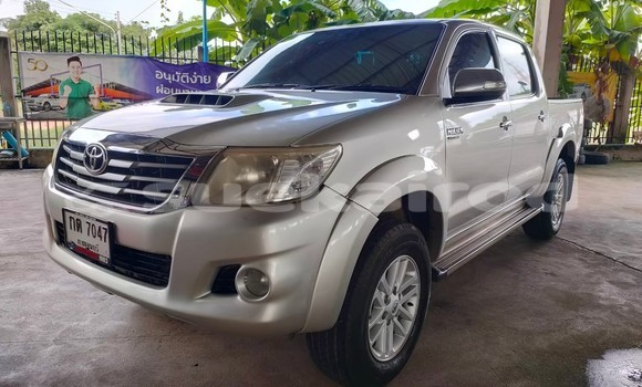 Buy Used Toyota Hiluxe VIGO Brown Car in Bangkok in Bangkok Buy Used Toyota Hiluxe VIGO Brown Car in Bangkok in Bangkok
