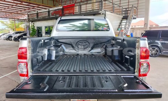 Buy Used Toyota Hiluxe VIGO Brown Car in Bangkok in Bangkok Buy Used Toyota Hiluxe VIGO Brown Car in Bangkok in Bangkok