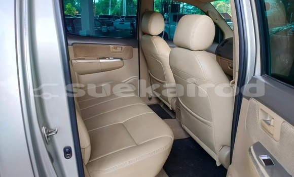 Buy Used Toyota Hiluxe VIGO Brown Car in Bangkok in Bangkok Buy Used Toyota Hiluxe VIGO Brown Car in Bangkok in Bangkok