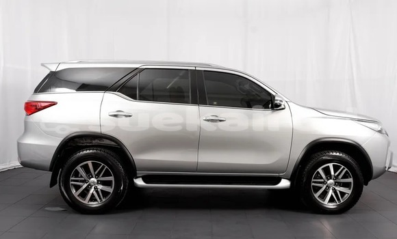Buy Used Toyota Fortuner Silver Car in Bangkok in Bangkok Buy Used Toyota Fortuner Silver Car in Bangkok in Bangkok