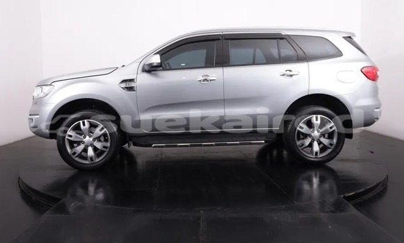 Buy Used Ford Everest Silver Car in Bangkok in Bangkok Buy Used Ford Everest Silver Car in Bangkok in Bangkok