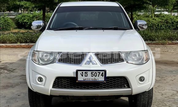 Buy Used Mitsubishi Triton White Car in Bangkok in Bangkok Buy Used Mitsubishi Triton White Car in Bangkok in Bangkok