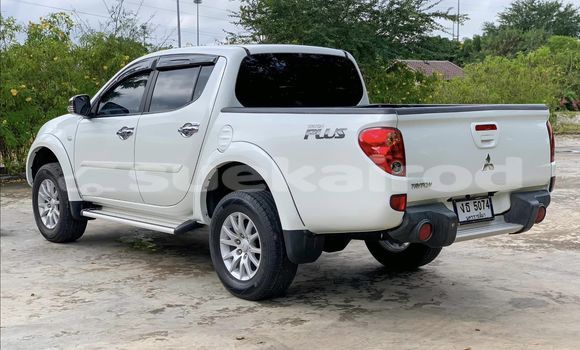 Buy Used Mitsubishi Triton White Car in Bangkok in Bangkok Buy Used Mitsubishi Triton White Car in Bangkok in Bangkok