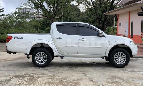 Buy Used Mitsubishi Triton White Car in Bangkok in Bangkok Buy Used Mitsubishi Triton White Car in Bangkok in Bangkok