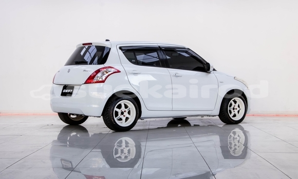 ซื้อ รถมือสอง Suzuki Swift ขาว รถยนต์ ใน %{เมือง} ใน นนทบุรี ซื้อ รถมือสอง Suzuki Swift ขาว รถยนต์ ใน %{เมือง} ใน นนทบุรี
