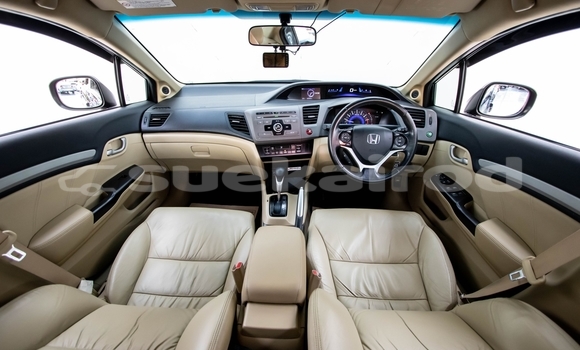 ซื้อ รถมือสอง Honda Civic สีดำ รถยนต์ ใน %{เมือง} ใน นนทบุรี ซื้อ รถมือสอง Honda Civic สีดำ รถยนต์ ใน %{เมือง} ใน นนทบุรี