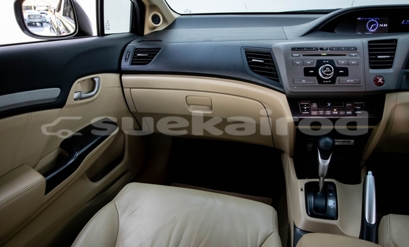 ซื้อ รถมือสอง Honda Civic สีดำ รถยนต์ ใน %{เมือง} ใน นนทบุรี ซื้อ รถมือสอง Honda Civic สีดำ รถยนต์ ใน %{เมือง} ใน นนทบุรี