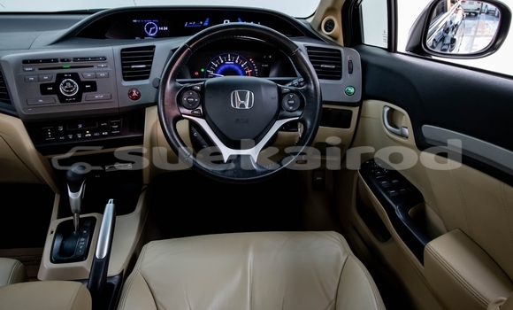 ซื้อ รถมือสอง Honda Civic สีดำ รถยนต์ ใน %{เมือง} ใน นนทบุรี ซื้อ รถมือสอง Honda Civic สีดำ รถยนต์ ใน %{เมือง} ใน นนทบุรี