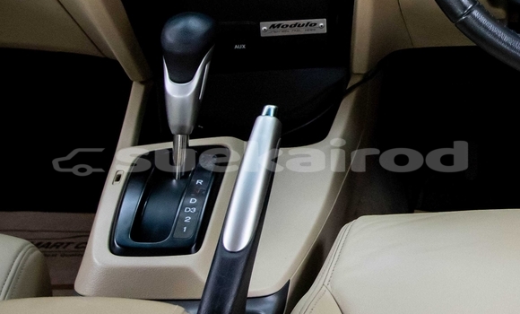 ซื้อ รถมือสอง Honda Civic สีดำ รถยนต์ ใน %{เมือง} ใน นนทบุรี ซื้อ รถมือสอง Honda Civic สีดำ รถยนต์ ใน %{เมือง} ใน นนทบุรี