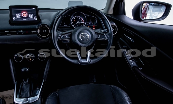 ซื้อ รถมือสอง Mazda 2 สีแดง รถยนต์ ใน %{เมือง} ใน นนทบุรี ซื้อ รถมือสอง Mazda 2 สีแดง รถยนต์ ใน %{เมือง} ใน นนทบุรี