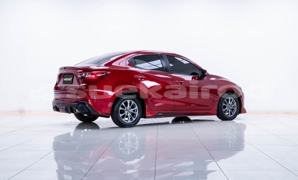 ซื้อ รถมือสอง Mazda 2 สีแดง รถยนต์ ใน %{เมือง} ใน นนทบุรี ซื้อ รถมือสอง Mazda 2 สีแดง รถยนต์ ใน %{เมือง} ใน นนทบุรี