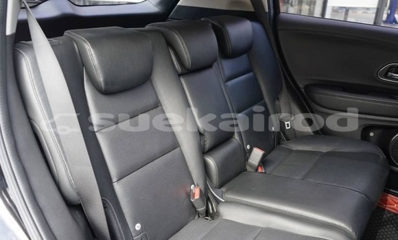 ซื้อ รถมือสอง Honda HR-V สีดำ รถยนต์ ใน %{เมือง} ใน กรุงเทพมหานคร ซื้อ รถมือสอง Honda HR-V สีดำ รถยนต์ ใน %{เมือง} ใน กรุงเทพมหานคร