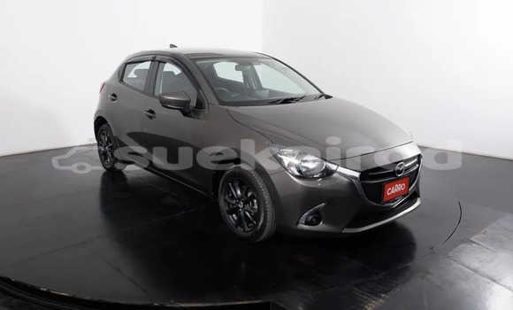 ซื้อ รถมือสอง Mazda Mazda 2 สีน้ำตาล รถยนต์ ใน %{เมือง} ใน กรุงเทพมหานคร