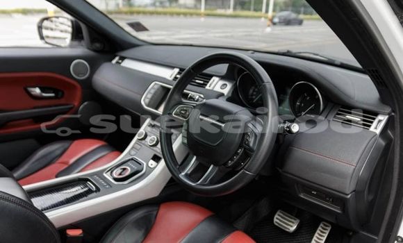 ซื้อ รถมือสอง Land Rover Range Rover Evoque ขาว รถยนต์ ใน %{เมือง} ใน กรุงเทพมหานคร ซื้อ รถมือสอง Land Rover Range Rover Evoque ขาว รถยนต์ ใน %{เมือง} ใน กรุงเทพมหานคร