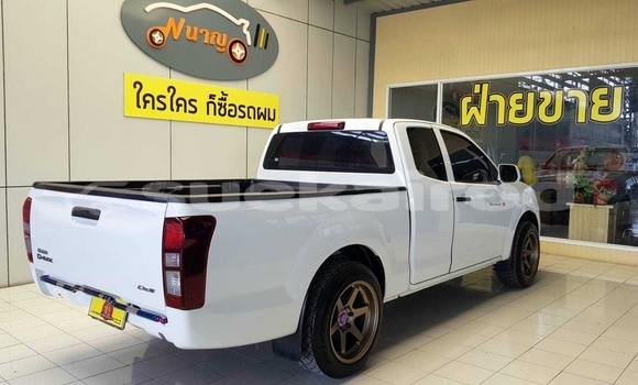 ซื้อ รถมือสอง Isuzu D-Max ขาว รถยนต์ ใน %{เมือง} ใน สระบุรี ซื้อ รถมือสอง Isuzu D-Max ขาว รถยนต์ ใน %{เมือง} ใน สระบุรี