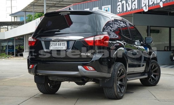 ซื้อ รถมือสอง Isuzu MU-X สีดำ รถยนต์ ใน %{เมือง} ใน กรุงเทพมหานคร ซื้อ รถมือสอง Isuzu MU-X สีดำ รถยนต์ ใน %{เมือง} ใน กรุงเทพมหานคร