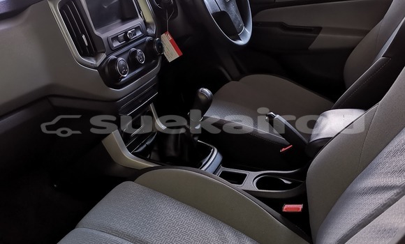 Buy Used Chevrolet Colorado White Car in Bangkok in Bangkok Buy Used Chevrolet Colorado White Car in Bangkok in Bangkok