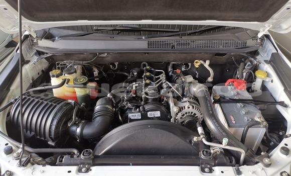 Buy Used Chevrolet Colorado White Car in Bangkok in Bangkok Buy Used Chevrolet Colorado White Car in Bangkok in Bangkok