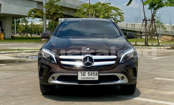 Buy Used Mercedes-Benz GLA-klasse Brown Car in Bangkok in Bangkok Buy Used Mercedes-Benz GLA-klasse Brown Car in Bangkok in Bangkok