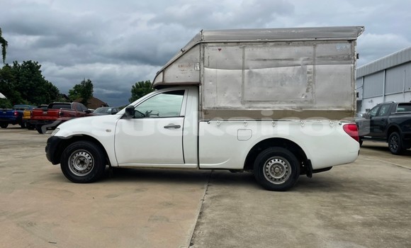 ซื้อ รถมือสอง Mitsubishi Triton ขาว รถยนต์ ใน %{เมือง} ใน กรุงเทพมหานคร ซื้อ รถมือสอง Mitsubishi Triton ขาว รถยนต์ ใน %{เมือง} ใน กรุงเทพมหานคร