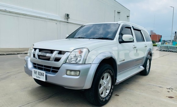 ซื้อ รถมือสอง Isuzu MU-7 ขาว รถยนต์ ใน %{เมือง} ใน กรุงเทพมหานคร ซื้อ รถมือสอง Isuzu MU-7 ขาว รถยนต์ ใน %{เมือง} ใน กรุงเทพมหานคร
