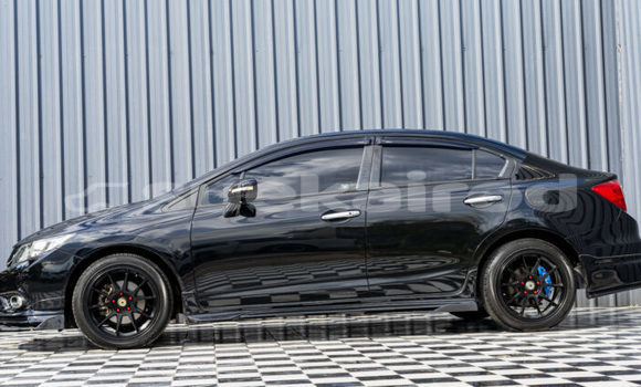 ซื้อ รถมือสอง Honda Civic สีดำ รถยนต์ ใน %{เมือง} ใน ปทุมธานี ซื้อ รถมือสอง Honda Civic สีดำ รถยนต์ ใน %{เมือง} ใน ปทุมธานี