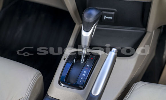 ซื้อ รถมือสอง Honda Civic สีดำ รถยนต์ ใน %{เมือง} ใน ปทุมธานี ซื้อ รถมือสอง Honda Civic สีดำ รถยนต์ ใน %{เมือง} ใน ปทุมธานี