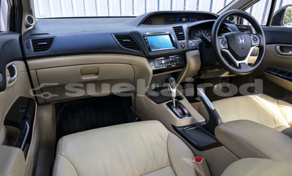 ซื้อ รถมือสอง Honda Civic สีดำ รถยนต์ ใน %{เมือง} ใน ปทุมธานี ซื้อ รถมือสอง Honda Civic สีดำ รถยนต์ ใน %{เมือง} ใน ปทุมธานี